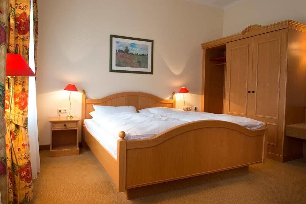 Jungclaus Hotel 3*